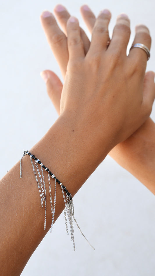 MEDUSA bracelet / in black